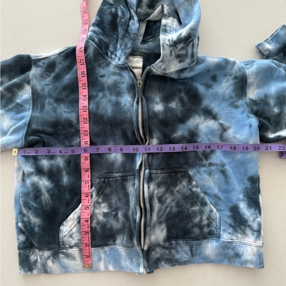 Exist Cropped Blue Tie-Dye Hoodie - Picture 5 of 7